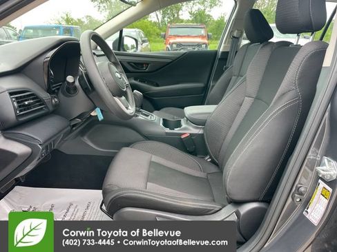 Used 2025 Subaru Outback AWD/4WD image 32
