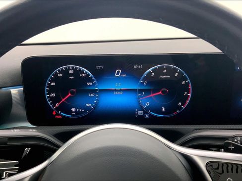 Certified 2022 Mercedes-Benz A 220 image 22