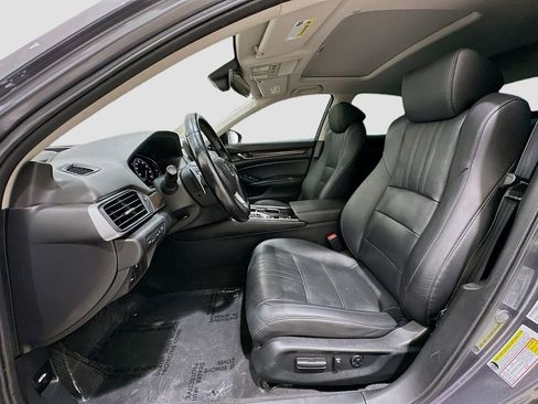 Used 2020 Honda Accord Touring image 22