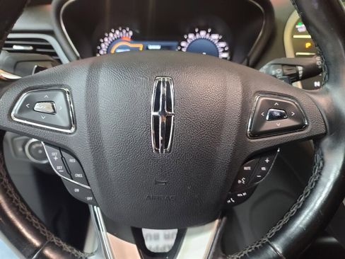 Used 2017 Lincoln MKC Select w/ Select Plus Package image 32