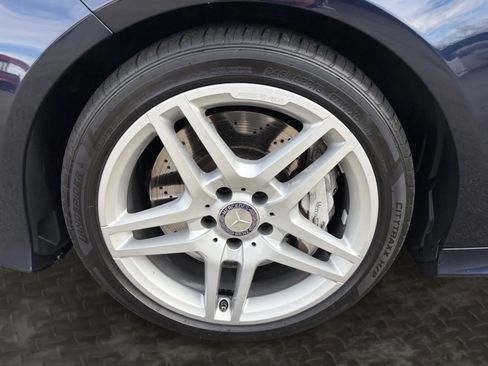 Used 2014 Mercedes-Benz E 550 4MATIC Sedan image 37