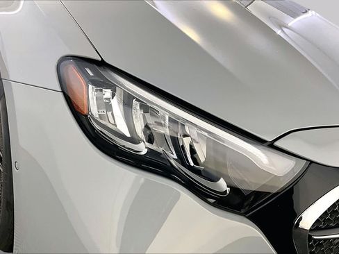 New 2026 Mercedes-Benz E 350 4MATIC Sedan image 16