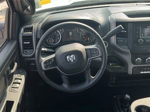 Used 2024 RAM 2500 Tradesman w/ Chrome Appearance Group image 37