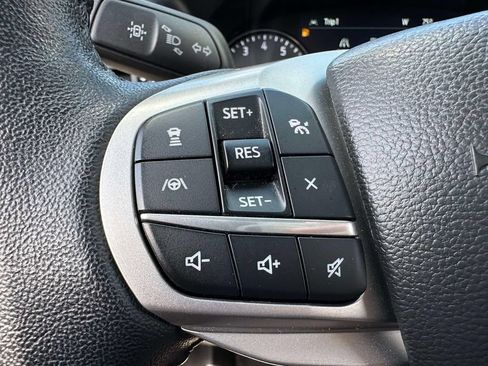 Used 2023 Ford Explorer XLT w/ Equipment Group 202A AWD/4WD image 15
