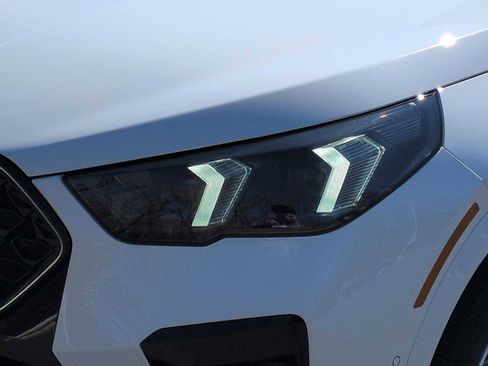New 2026 BMW X2 xDrive28i w/ Technology Package AWD/4WD image 11