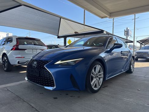 Used 2021 Lexus IS 300 300 image 1