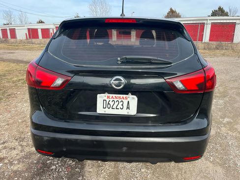 Used 2019 Nissan Rogue Sport FWD image 5