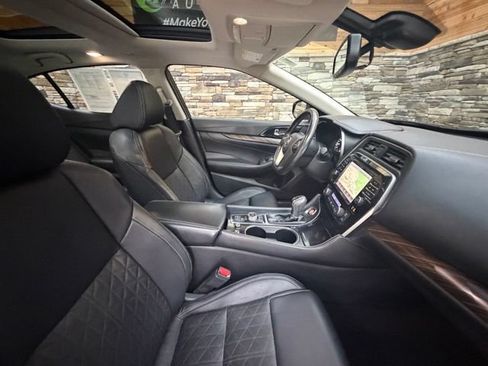 Used 2016 Nissan Maxima Platinum FWD image 17