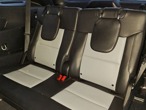 Used 2023 Ford Explorer XLT w/ Equipment Group 202A image 17