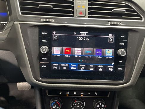 Used 2024 Volkswagen Tiguan S image 29