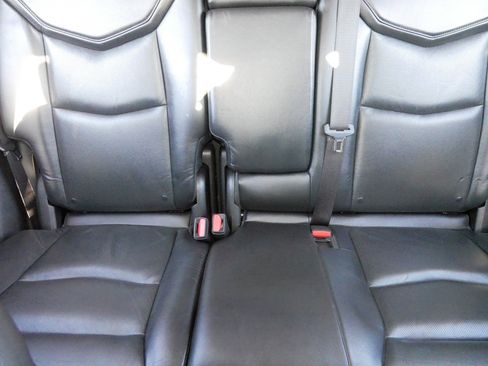 Used 2017 Cadillac XT5 Luxury w/ Driver Awareness Package image 13