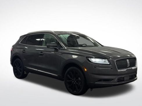 Certified 2023 Lincoln Nautilus Reserve w/ Monochromatic Package image 4