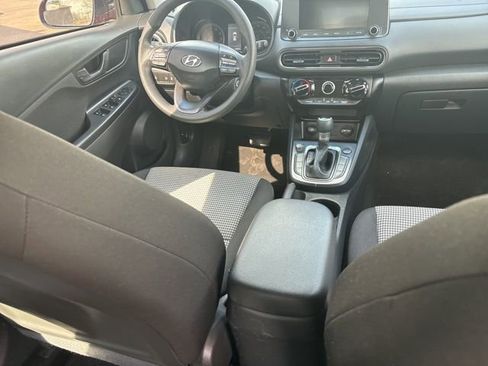 Used 2022 Hyundai Kona SE image 35