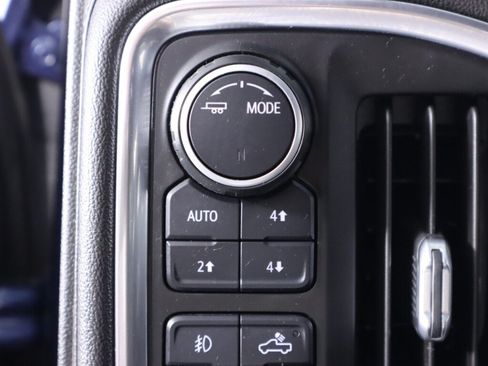 Used 2020 Chevrolet Silverado 2500 LTZ w/ LTZ Premium Package AWD/4WD image 11