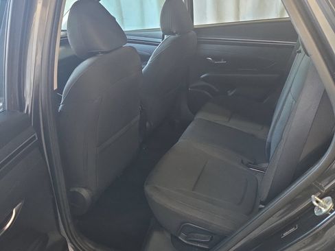 Used 2022 Hyundai Tucson SEL FWD image 4