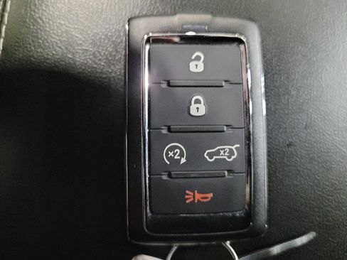 Used 2023 Jeep Grand Cherokee L Laredo AWD/4WD image 32