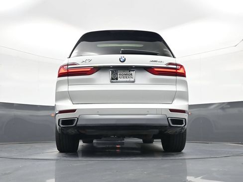Used 2021 BMW X7 xDrive40i w/ Premium Package AWD/4WD image 25