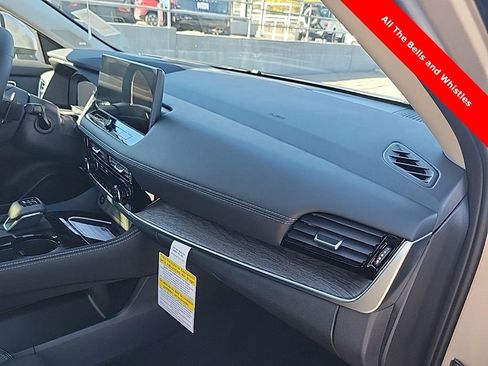 New 2026 Nissan Rogue Platinum w/ Platinum Premium Package image 40