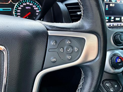 Used 2019 GMC Yukon SLT w/ Open Road Package AWD/4WD image 24