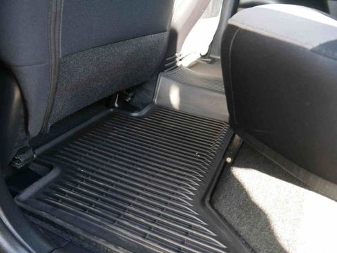 Used 2023 Toyota Tacoma TRD Off-Road image 17