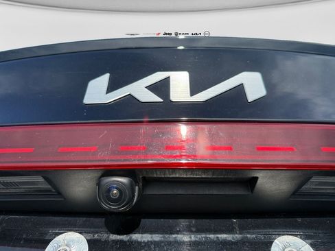 Certified 2024 Kia Forte GT-Line FWD image 17