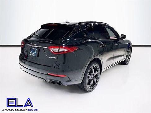 Used 2019 Maserati Levante image 10