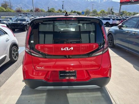 Certified 2023 Kia Soul LX FWD image 5