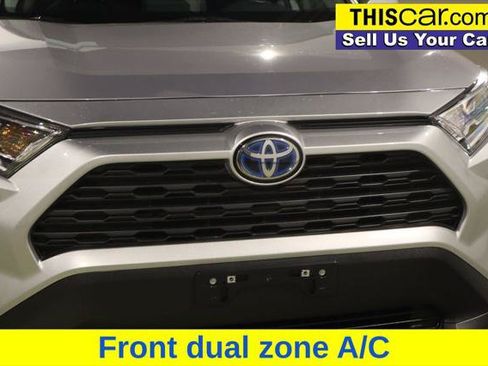 Used 2021 Toyota RAV4 XLE w/ Convenience Package AWD/4WD image 13