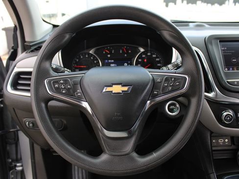 Used 2024 Chevrolet Equinox LS w/ LS Convenience Package FWD image 11