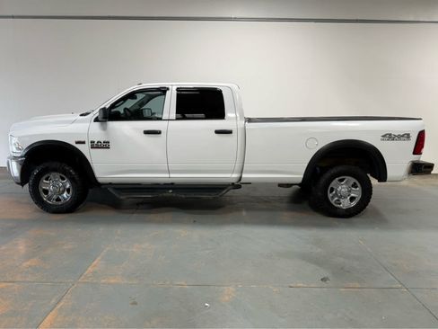 Used 2018 RAM 2500 Tradesman w/ Chrome Appearance Group AWD/4WD image 2