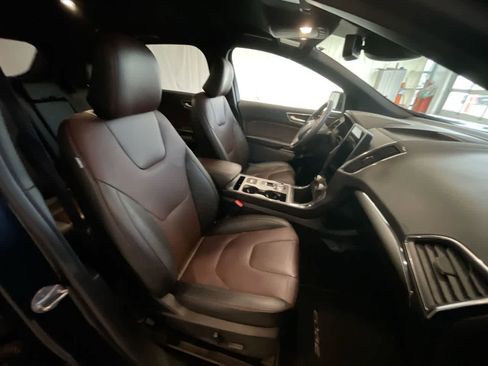 Used 2022 Ford Edge Titanium w/ Equipment Group 301A image 24
