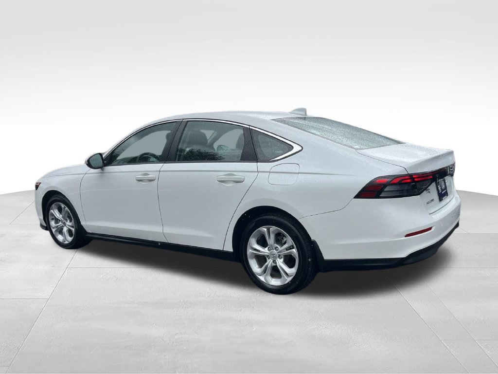 Used 2024 Honda Accord LX image 8