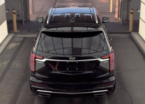 Used 2020 Cadillac XT6 Premium Luxury FWD image 5