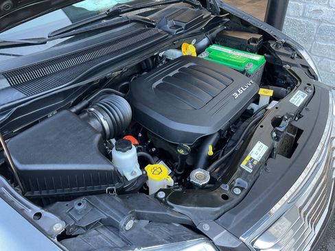 Used 2015 Chrysler Town & Country LX FWD image 52