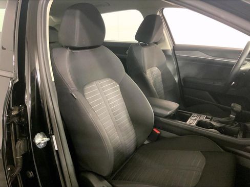 Used 2025 Kia K5 LXS FWD image 7