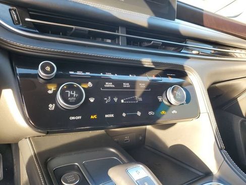Used 2023 INFINITI QX60 Sensory w/ Cargo Package FWD image 21