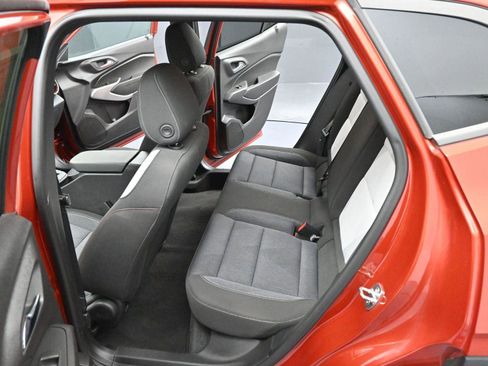 Used 2024 Chevrolet Trax RS w/ Driver Confidence Package image 26