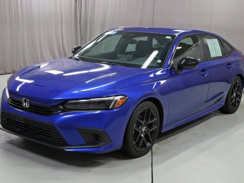 Certified 2024 Honda Civic Sport image 19