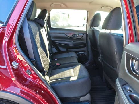 Used 2020 Nissan Rogue S AWD/4WD image 9