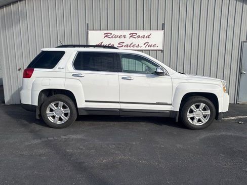 Used 2015 GMC Terrain SLE w/ Convenience Package image 5