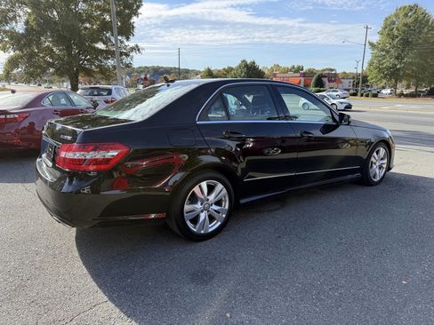 Used 2013 Mercedes-Benz E 350 BlueTEC Sedan image 4