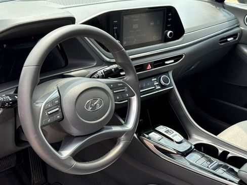 Used 2021 Hyundai Sonata SEL w/ Convenience Package FWD image 17