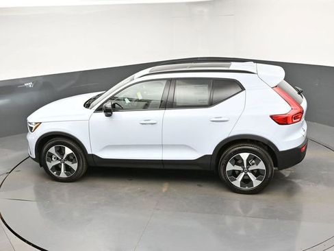 New 2026 Volvo XC40 B5 Plus w/ Protection Package Premier AWD/4WD image 46