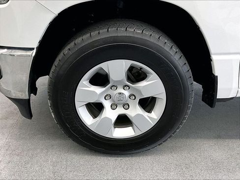 Used 2024 RAM 1500 Big Horn AWD/4WD image 7