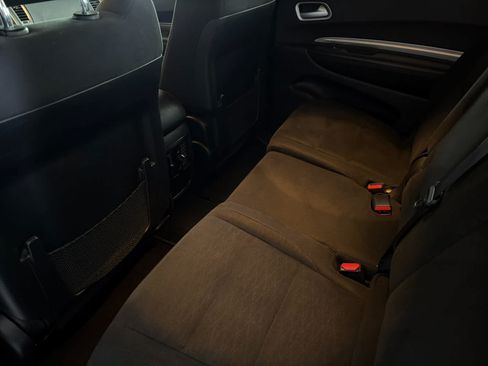 Used 2019 Dodge Durango SXT RWD image 4