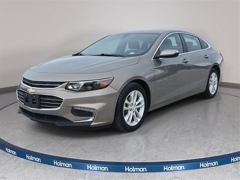 Used 2018 Chevrolet Malibu LT image 1