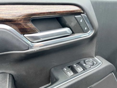 Certified 2023 GMC Sierra 1500 Elevation w/ LPO, Elevation Black Package image 22