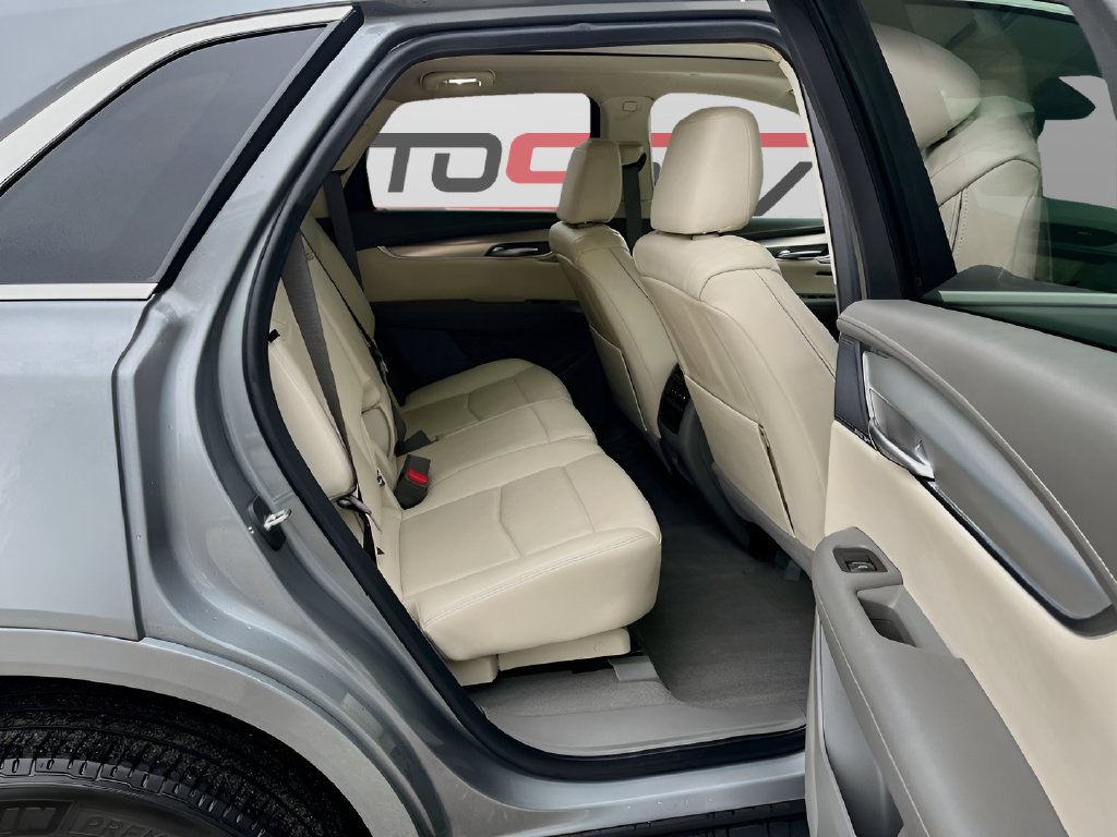 Used 2023 Cadillac XT5 Premium Luxury w/ Technology Package FWD image 29