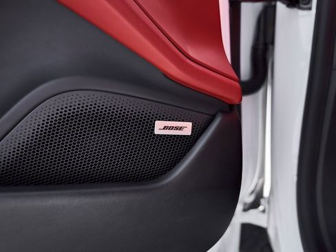 Used 2020 Porsche Taycan Turbo image 35