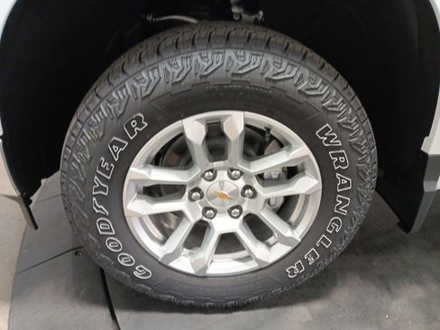 New 2026 Chevrolet Silverado 1500 LT w/ Z71 Off-Road Package image 31